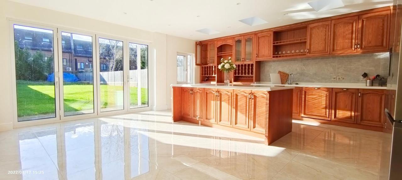 Marigold Villa Harrow Dış mekan fotoğraf
