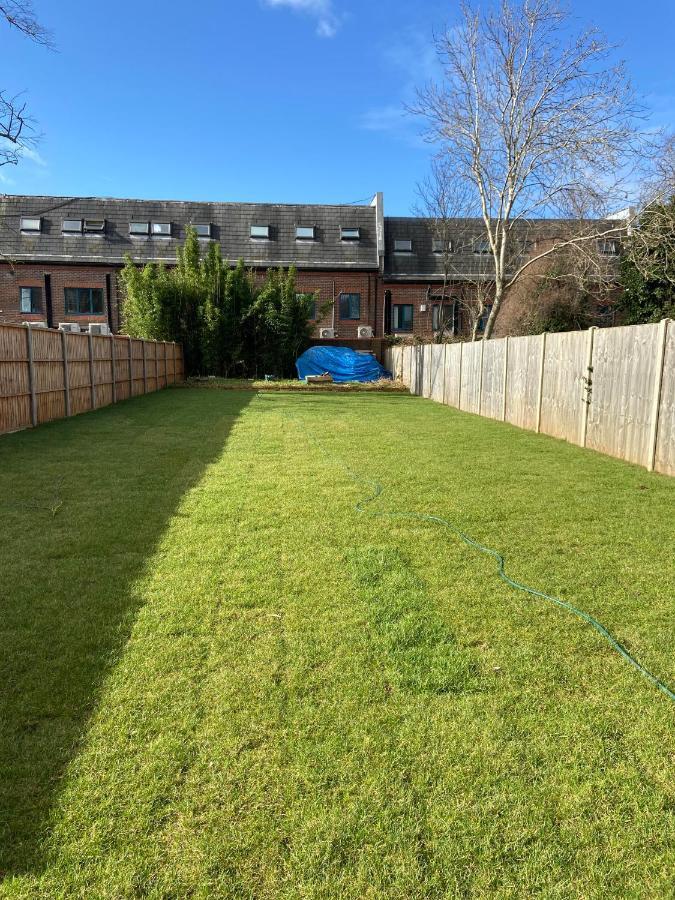 Marigold Villa Harrow Dış mekan fotoğraf