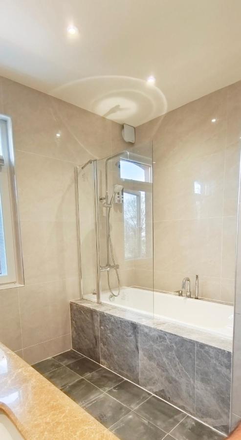 Marigold Villa Harrow Dış mekan fotoğraf